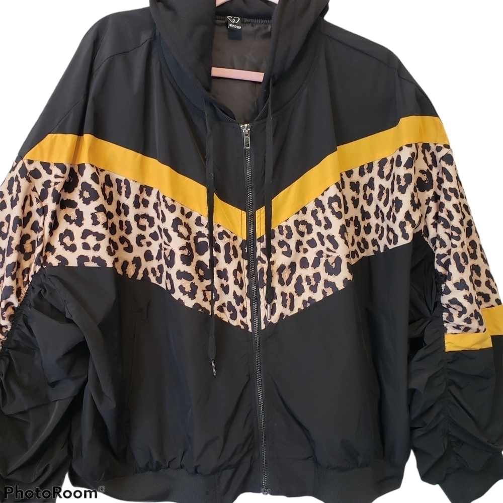 Windsor Lightweight Jacket - image 3